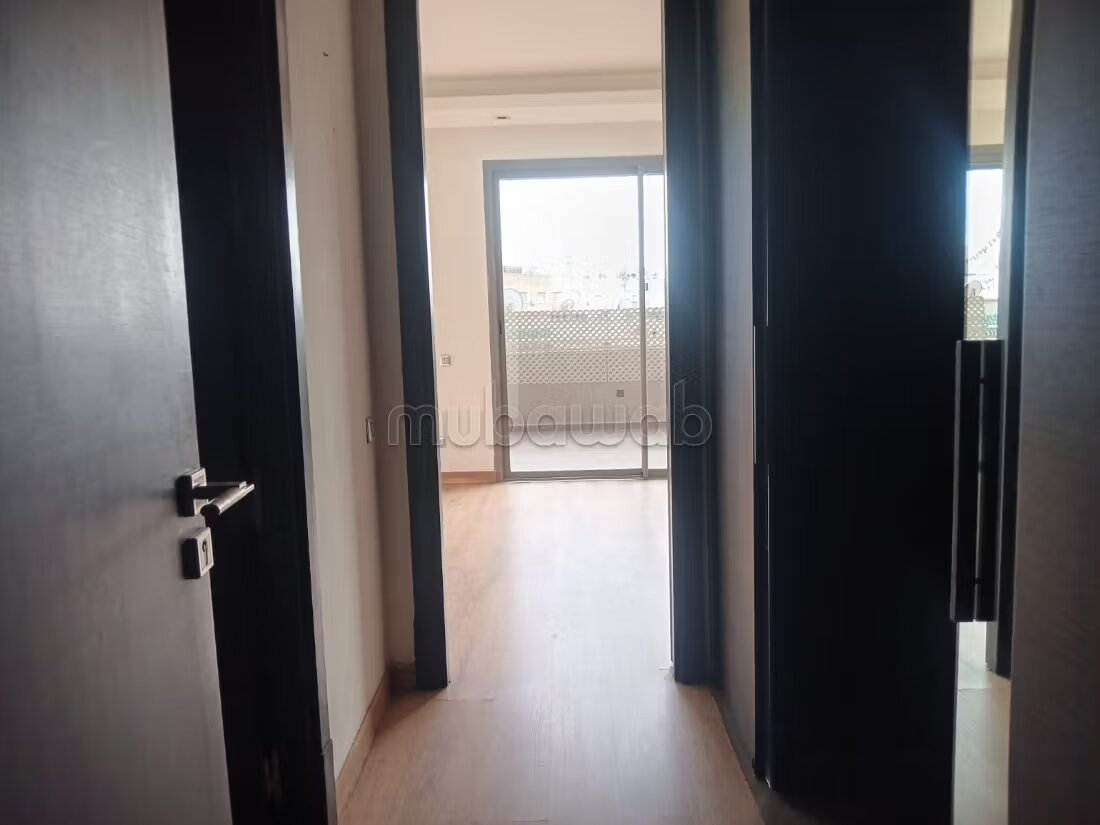 221 m² Apartment for Rent in الدار البيضاء — Photo 41