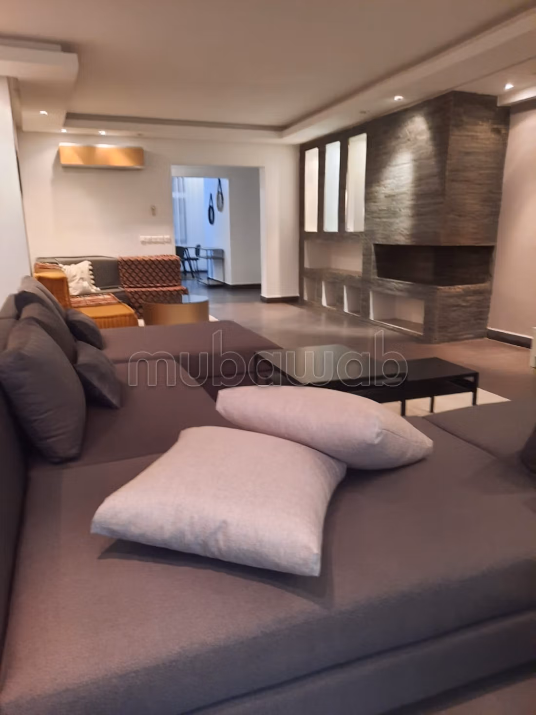 Modern 2-Bedroom Apartment 155 m² for Rent in Casablanca (Air Conditioning, Garage) — Photo 2