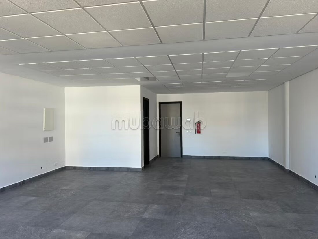 Office 72 m² for rent in Casablanca — Photo 9