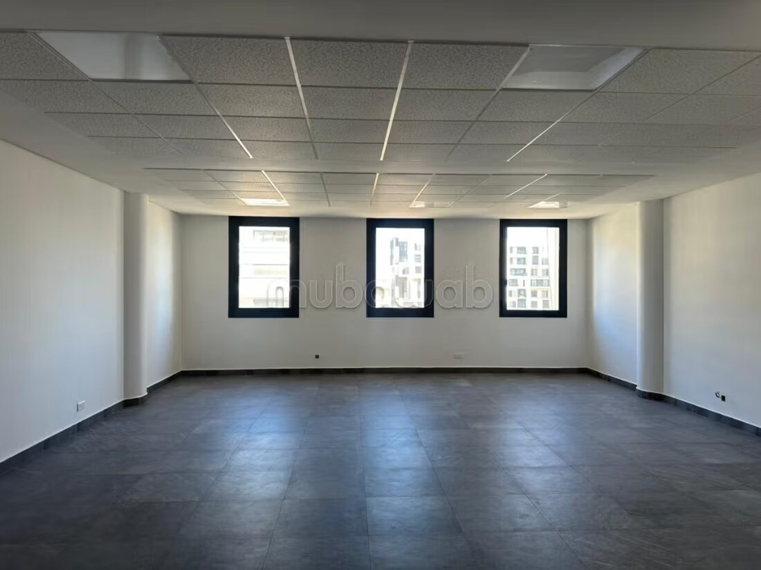 Office 72 m² for rent in Casablanca — Photo 17