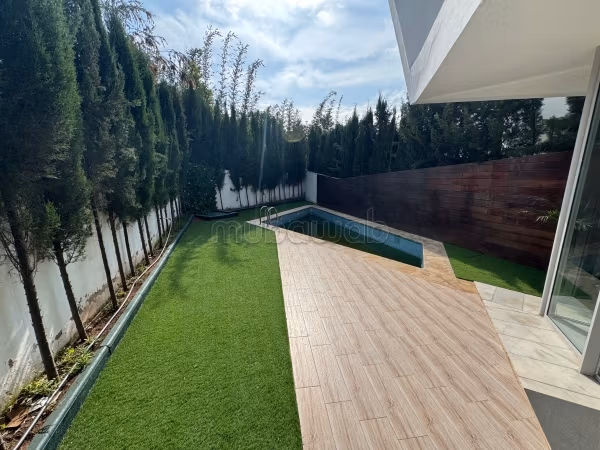 Villa 300 m² for rent in Casablanca (Ville Verte) — Photo 6