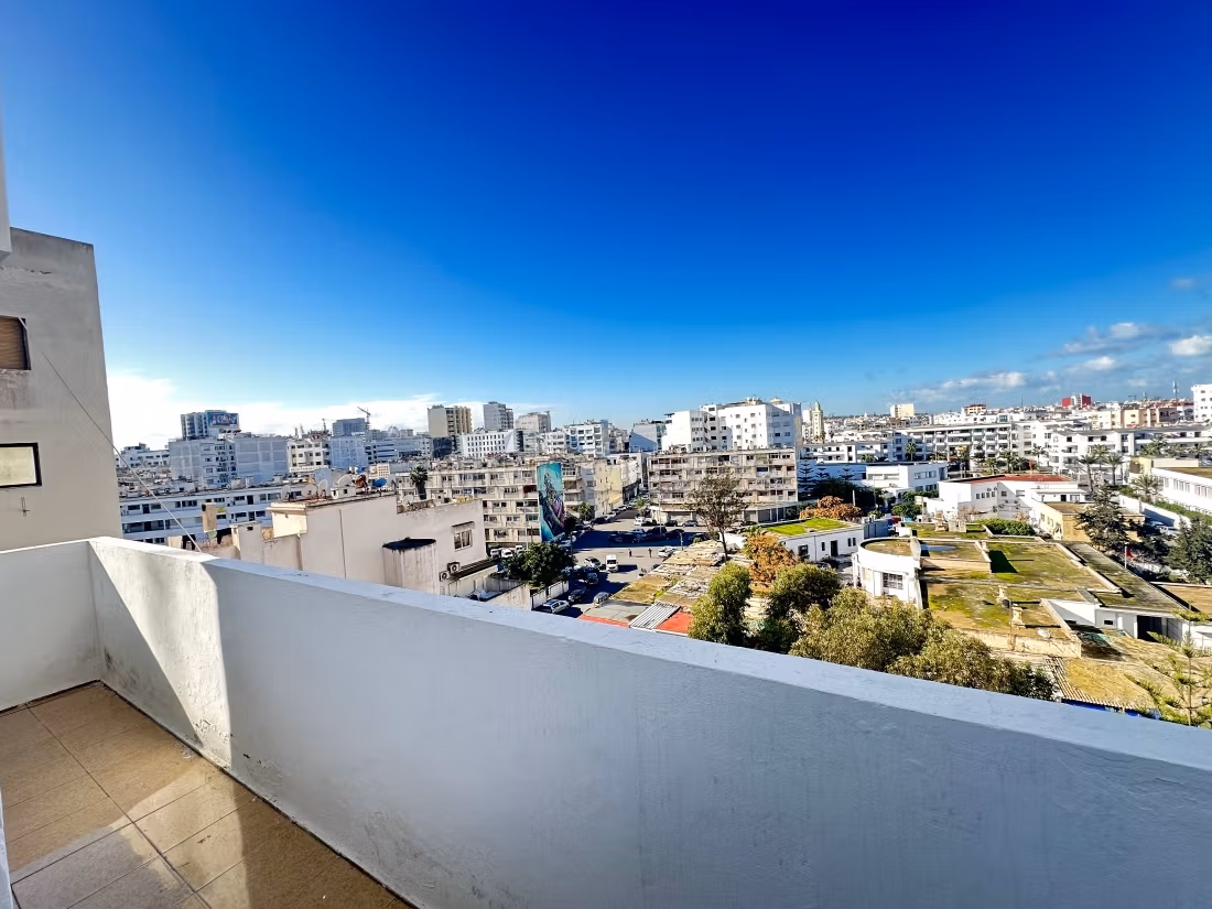 90 m² Duplex for Rent in Casablanca — Photo 4