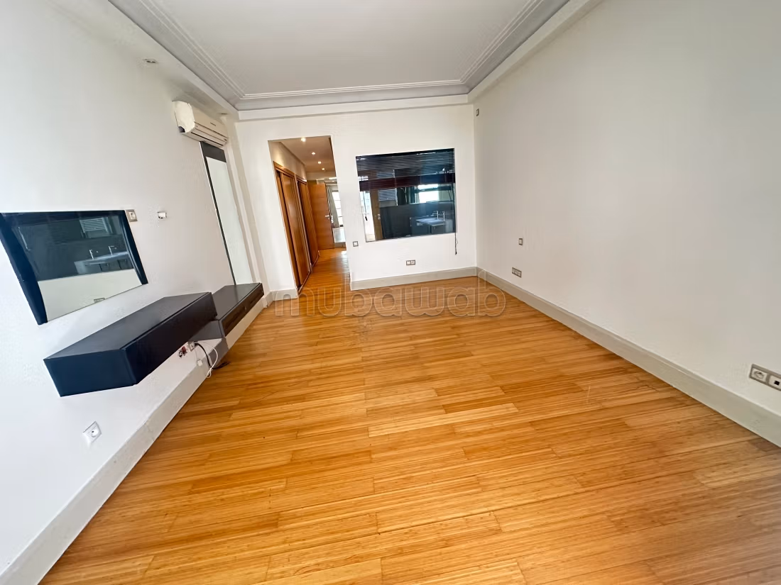 Apartment 250 m² for rent in Casablanca — Photo 12