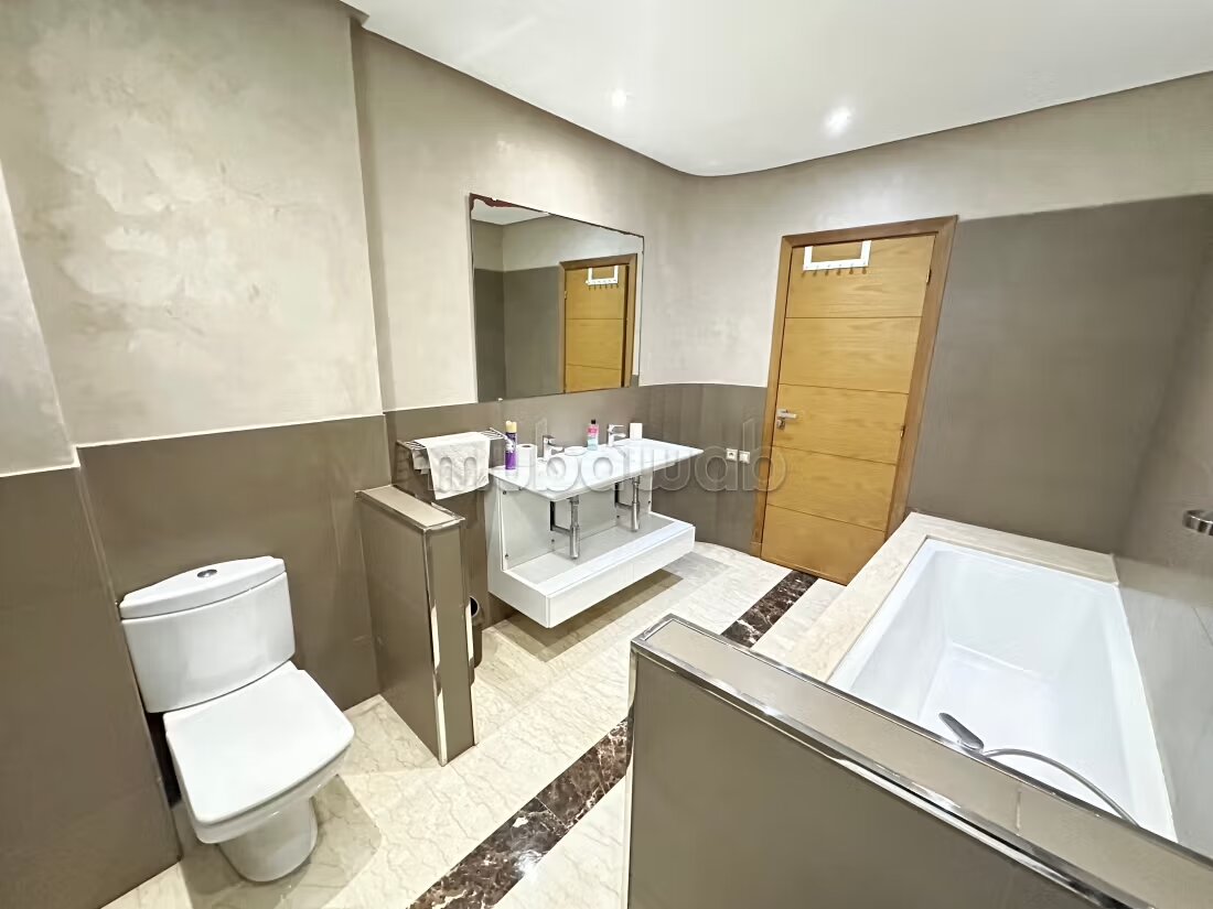 Apartment 250 m² for rent in Casablanca — Photo 35