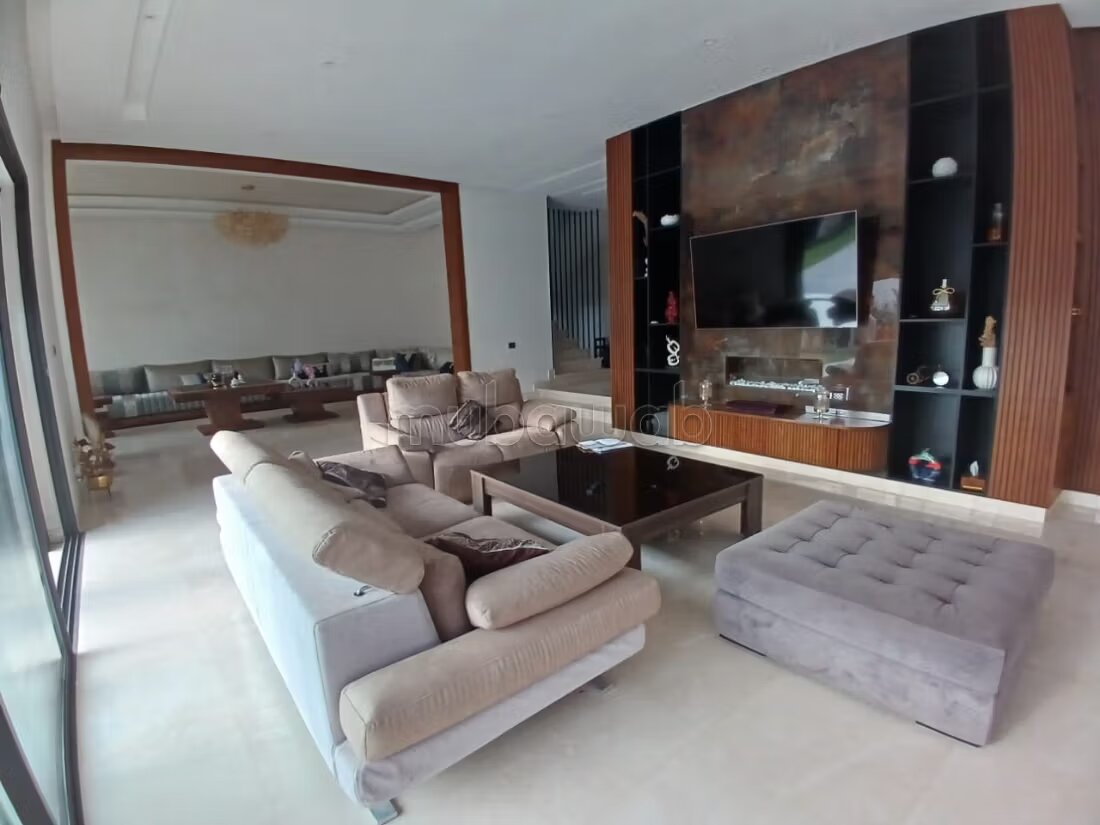 Villa 450 m² for rent in El Menzeh — Photo 3