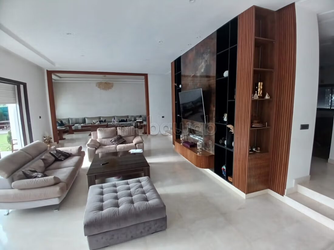 Villa 450 m² for rent in El Menzeh — Photo 7