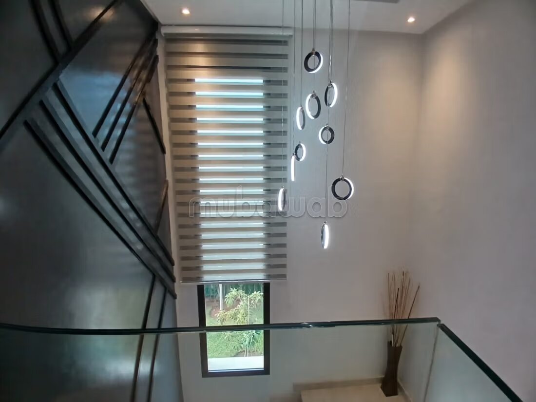 Villa 450 m² for rent in El Menzeh — Photo 22