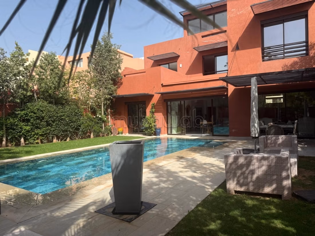 Villa 300 m² à louer à Marrakech (Almaaden) — Photo 2