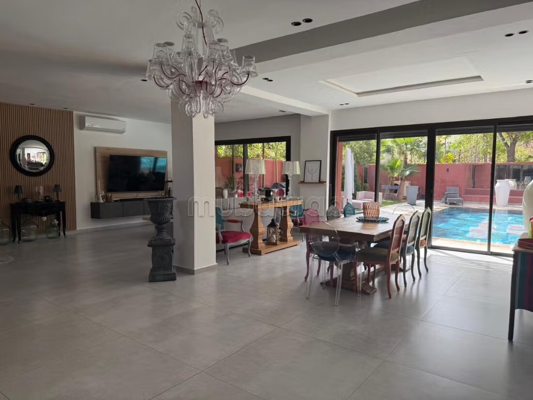 Villa 300 m² à louer à Marrakech (Almaaden) — Photo 15