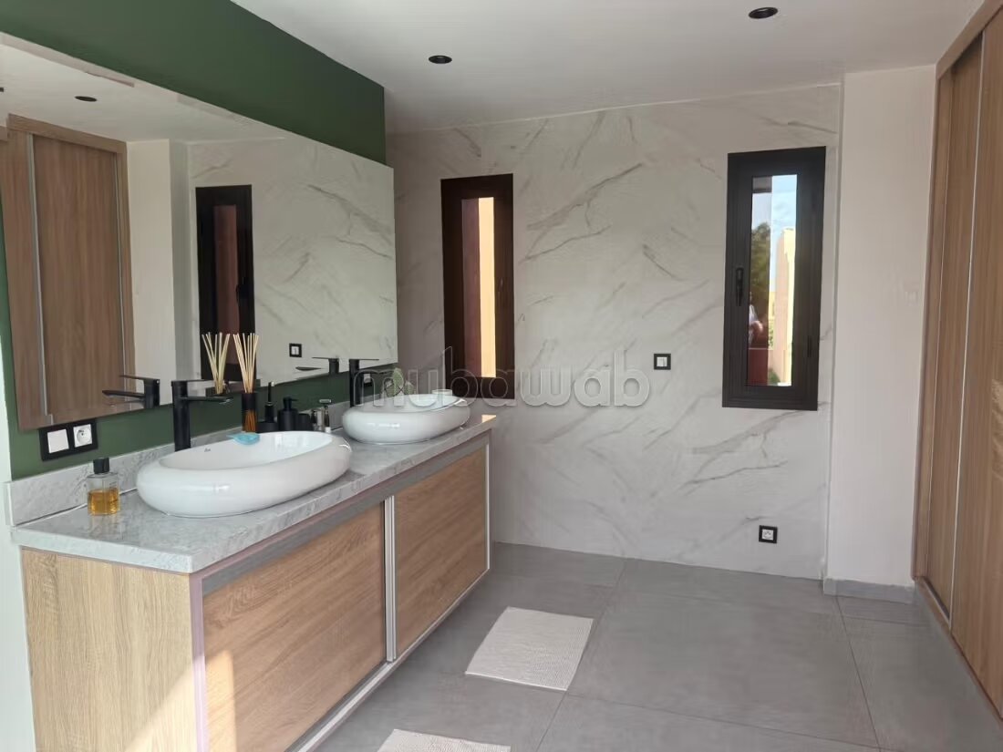 Villa 300 m² à louer à Marrakech (Almaaden) — Photo 25
