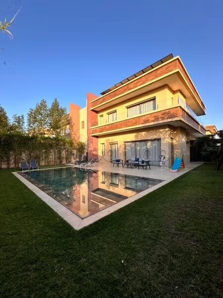 Villa 300 m² à louer à Marrakech (Almaaden) — Photo 31