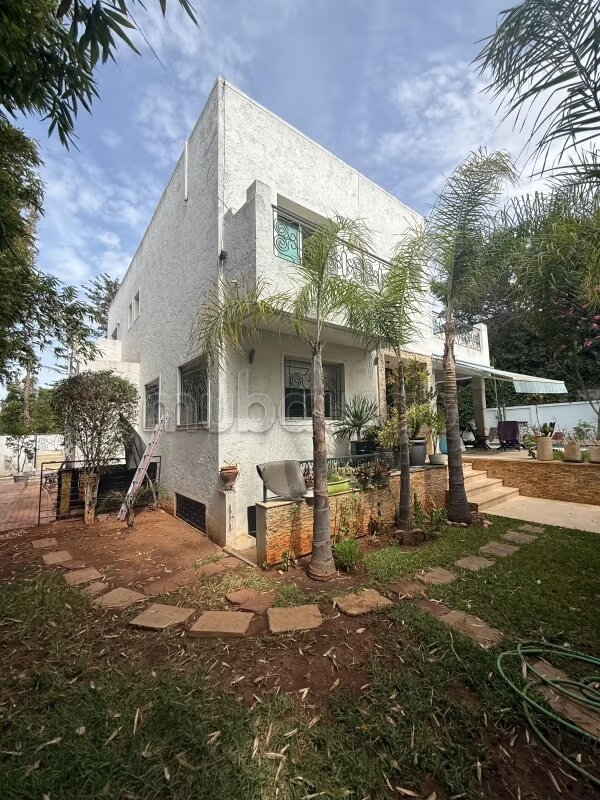 Villa 1900 m² for Rent in Rabat (Souissi Birkacem) — Photo 24