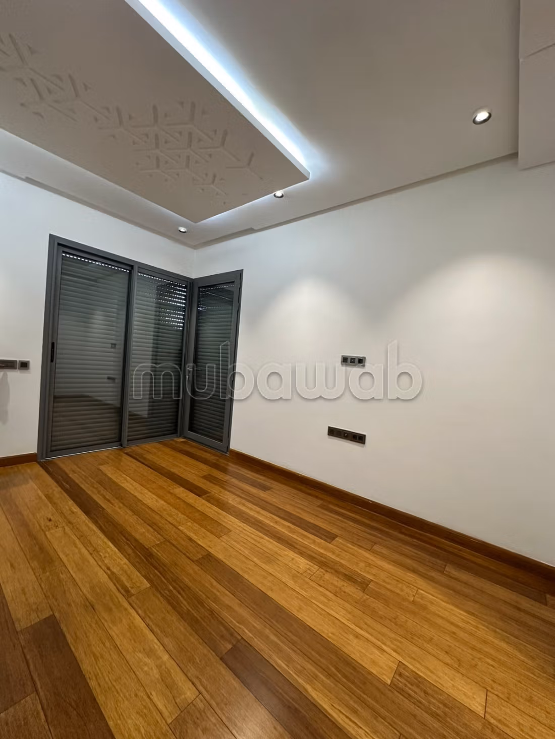 Apartment 200 m² for rent in Rabat (Hay Ryad) — Photo 5