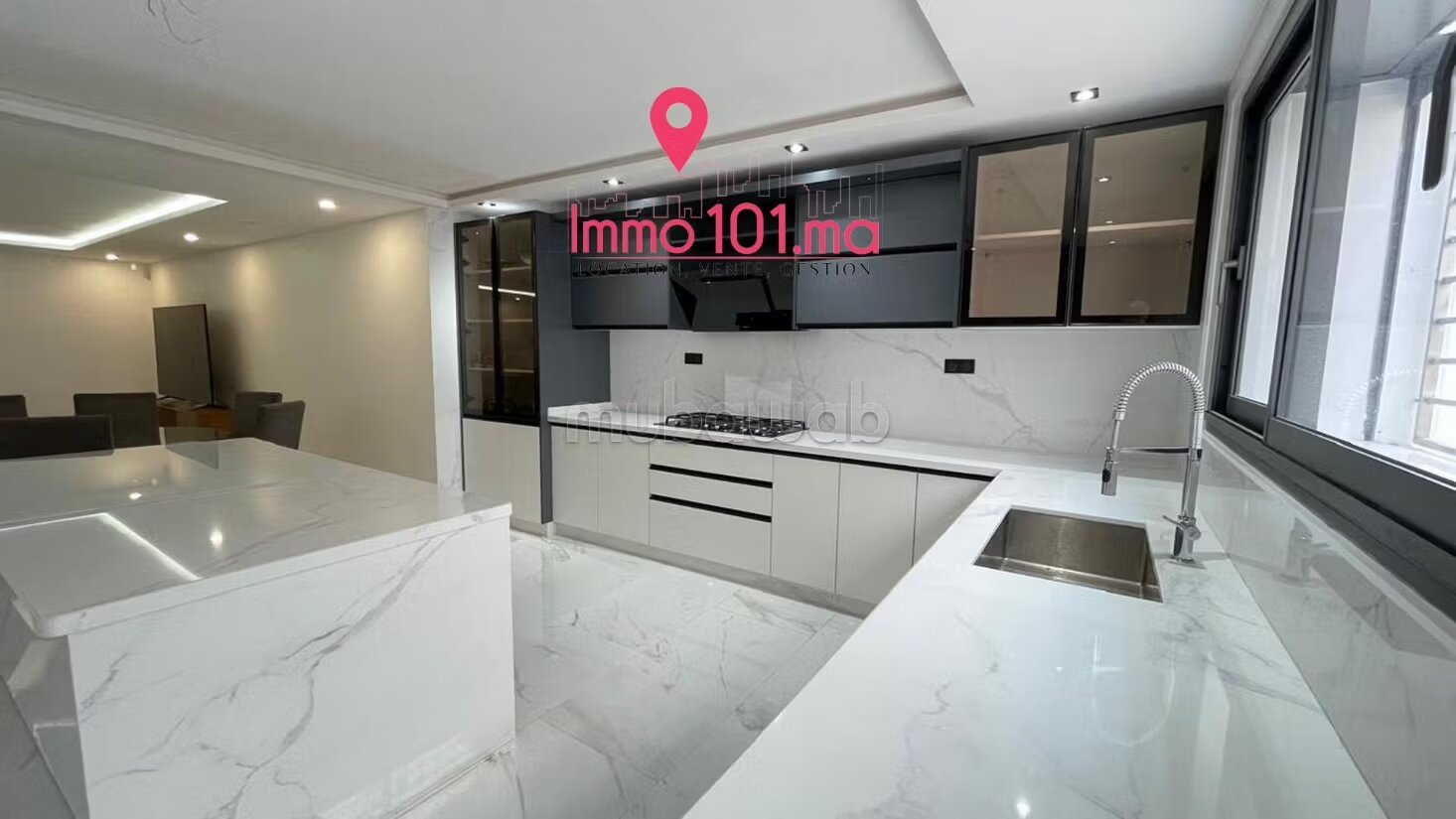 Villa 540 m² à louer à Rabat — Photo 11