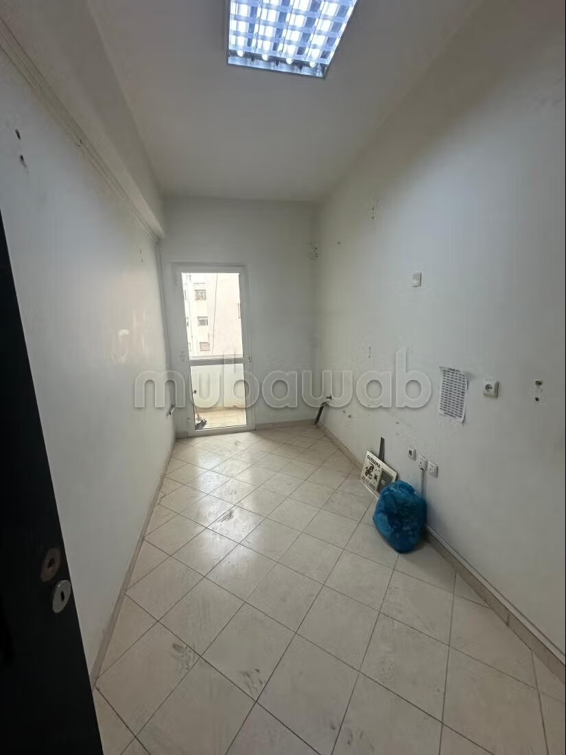 Office 70 m² for rent in Casablanca — Photo 6