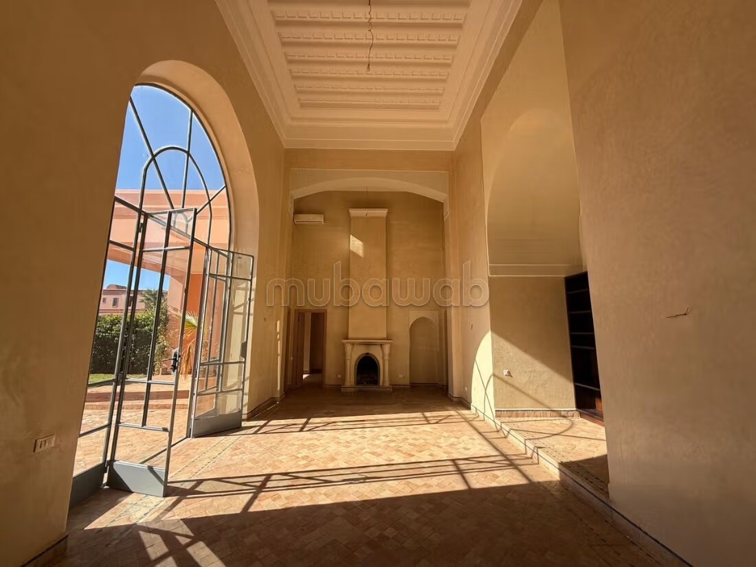 Villa 670 m² à louer à Marrakech — Photo 3