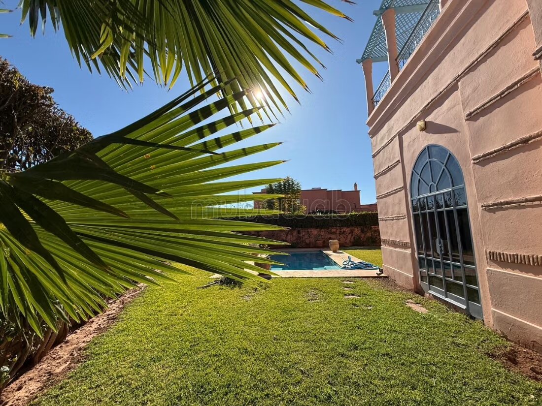 Villa 670 m² à louer à Marrakech — Photo 14