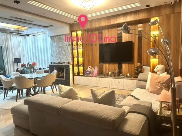 فيلا للإيجار 1000 م² في الرباط (الحارورة) — Photo 32