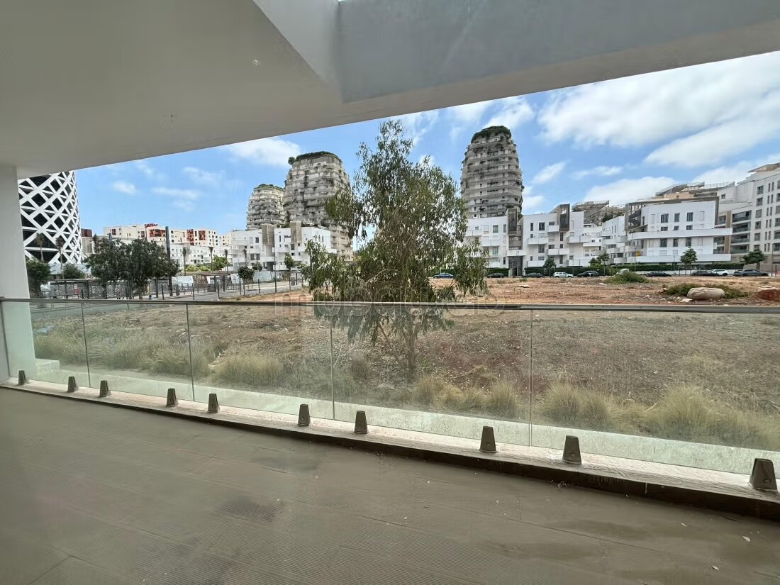 Furnished 2-bedroom apartment for rent in Casablanca — Photo 32