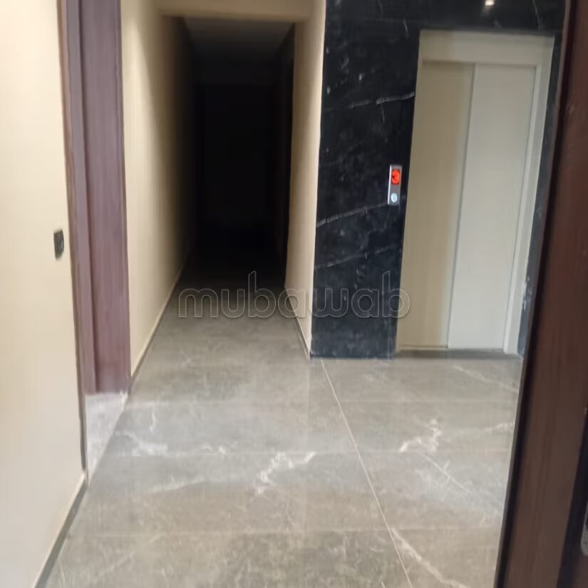 مكتب 73 م² للإيجار في الدار البيضاء — Photo 16