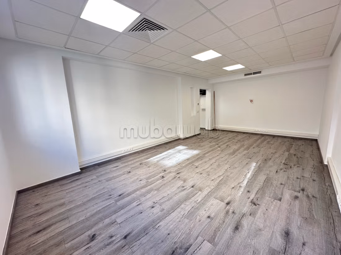 Bureaux 120 m² à louer à Casablanca — Photo 3