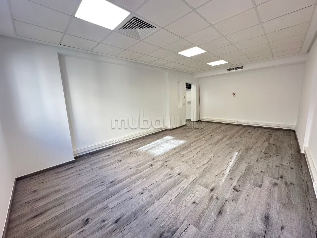 Bureaux 120 m² à louer à Casablanca — Photo 4