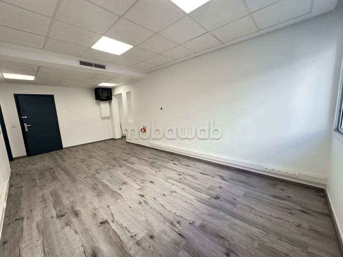 Bureaux 120 m² à louer à Casablanca — Photo 8