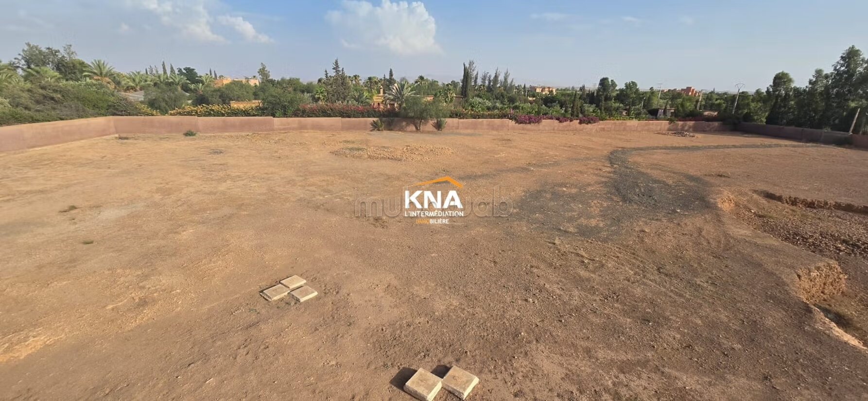 فيلا شبه مكتملة 830 م² للبيع في مراكش — Photo 8