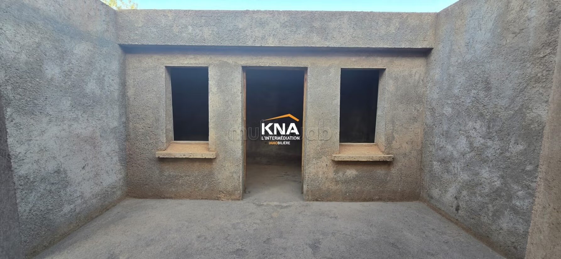 فيلا شبه مكتملة 830 م² للبيع في مراكش — Photo 22