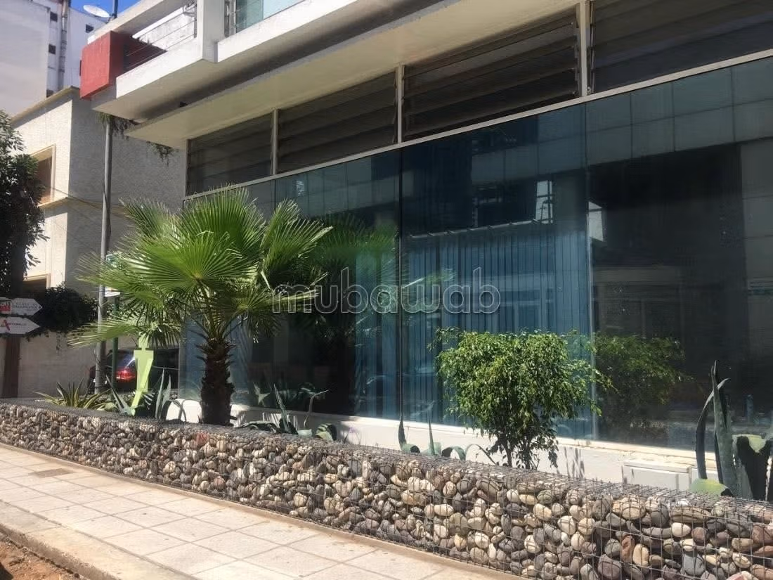 Office 950 m² for rent in Casablanca (Gauthier district) — Photo 3