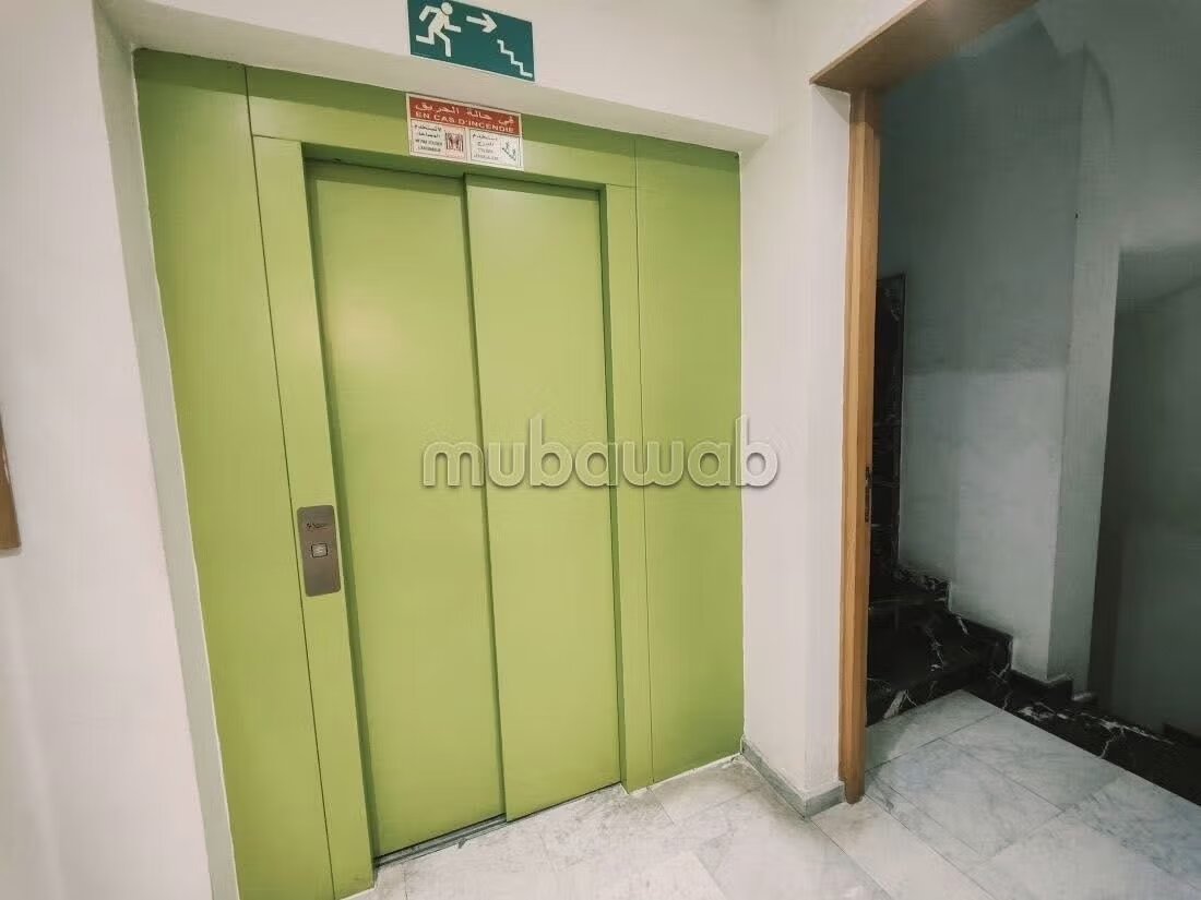 Office 950 m² for rent in Casablanca (Gauthier district) — Photo 16
