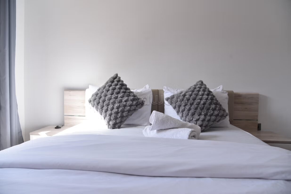 3-Bedroom Apartment - Pool View Terrace for Rent in Marrakech — Photo 23