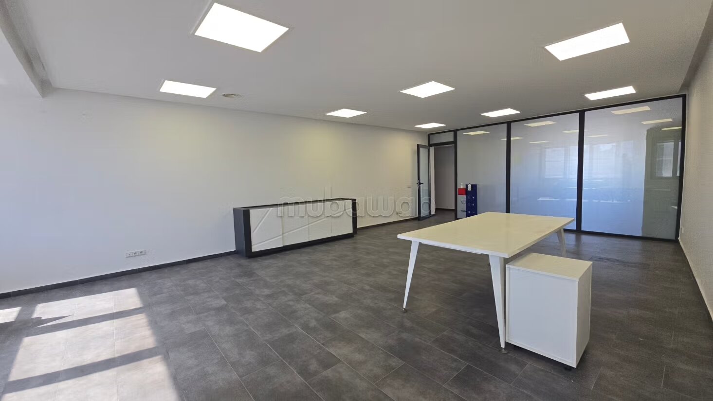 Office 84 m² for rent in Casablanca — Photo 5