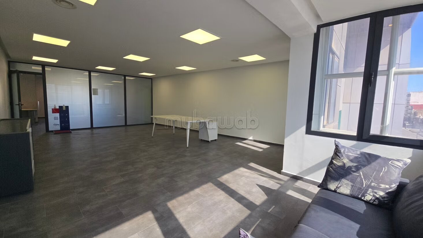 Office 84 m² for rent in Casablanca — Photo 10