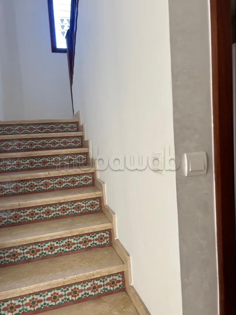فيلا 500 م² للإيجار في الرباط – حي الطيران — Photo 17