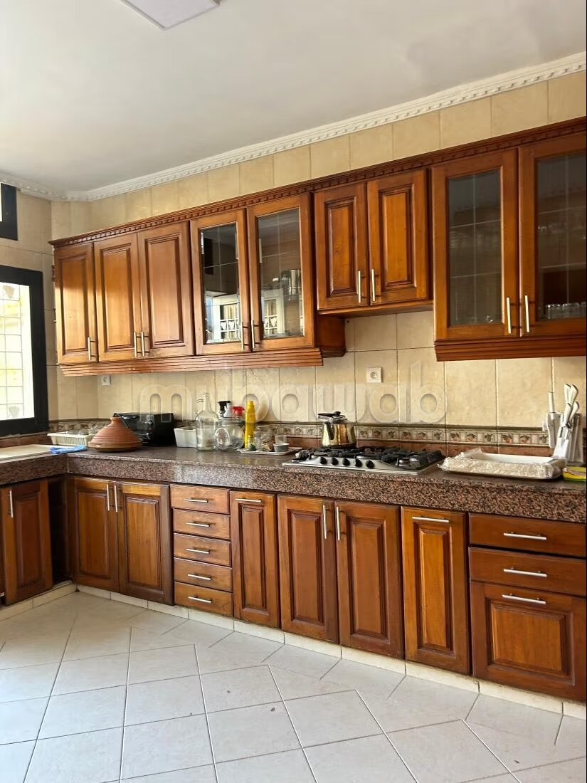فيلا 500 م² للإيجار في الرباط – حي الطيران — Photo 25