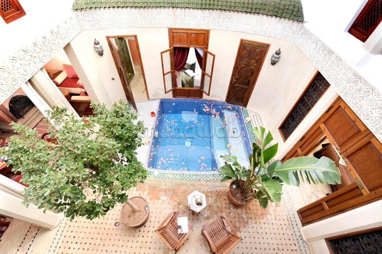 رياض 179 متر مربع للبيع في مراكش — Photo 4