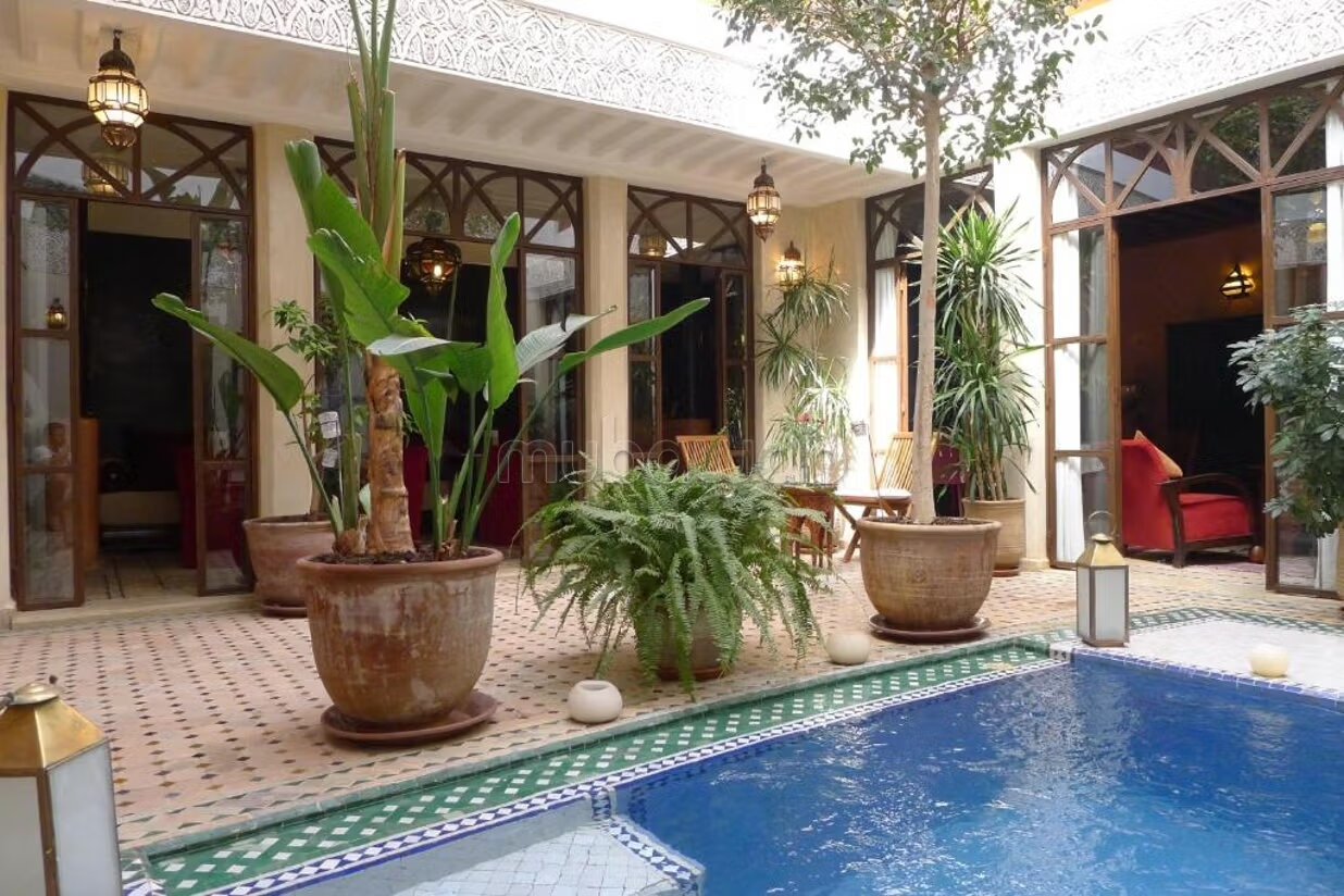 رياض 179 متر مربع للبيع في مراكش — Photo 14