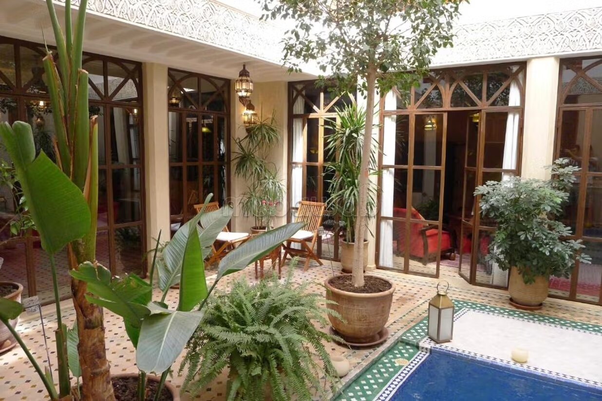 رياض 179 متر مربع للبيع في مراكش — Photo 16