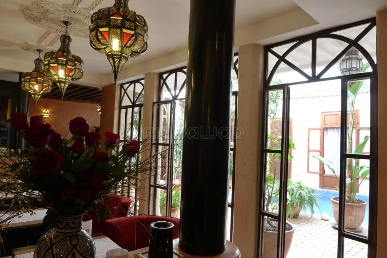 رياض 179 متر مربع للبيع في مراكش — Photo 17