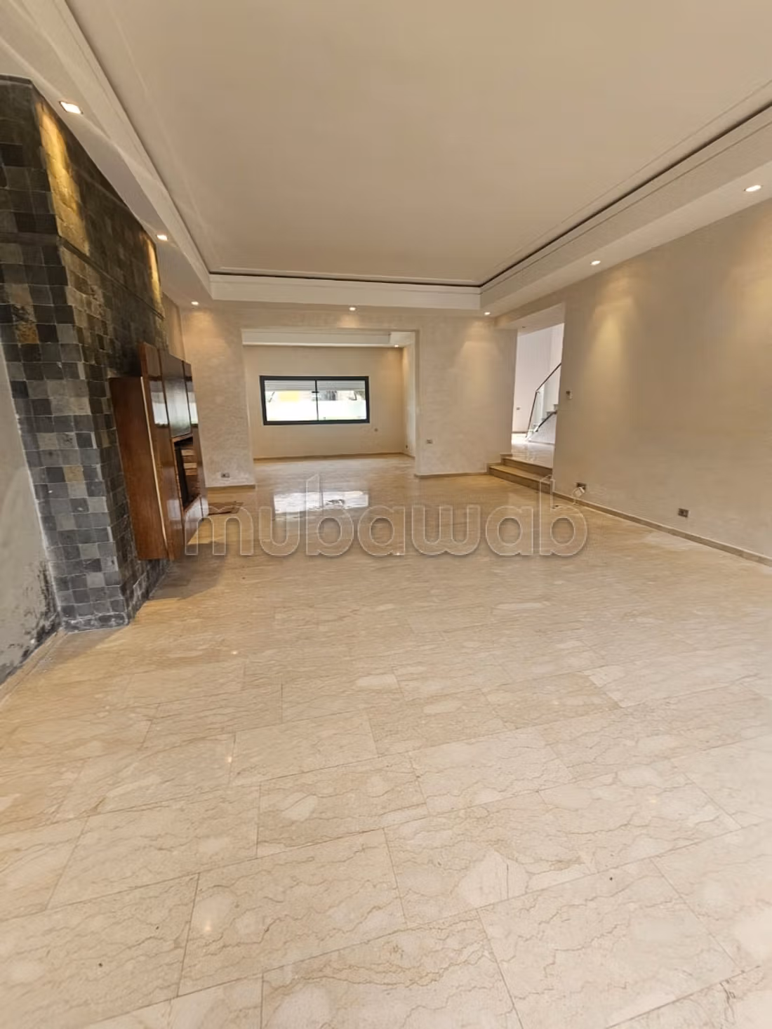 فيلا ٥٠٠م٢ للإيجار بالدار البيضاء — Photo 3