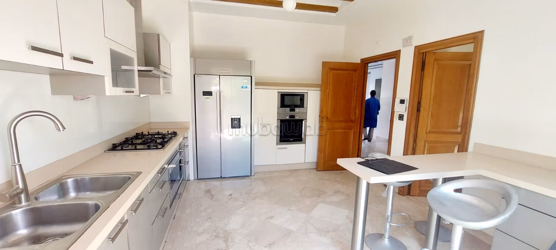 Villa 450 m² for rent in Ain Diab, Casablanca — Photo 6