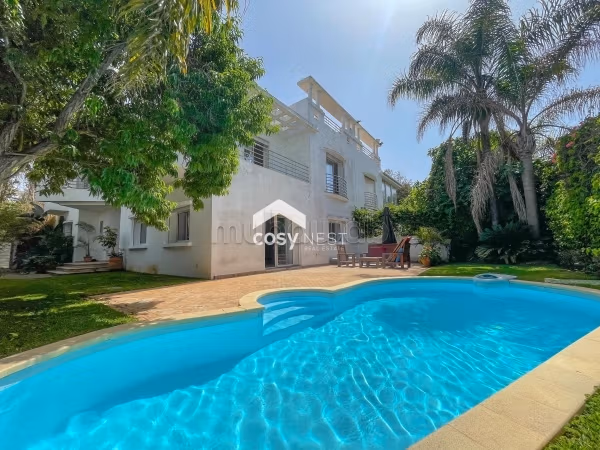 Villa 450 m² for rent in Ain Diab, Casablanca — Photo 32