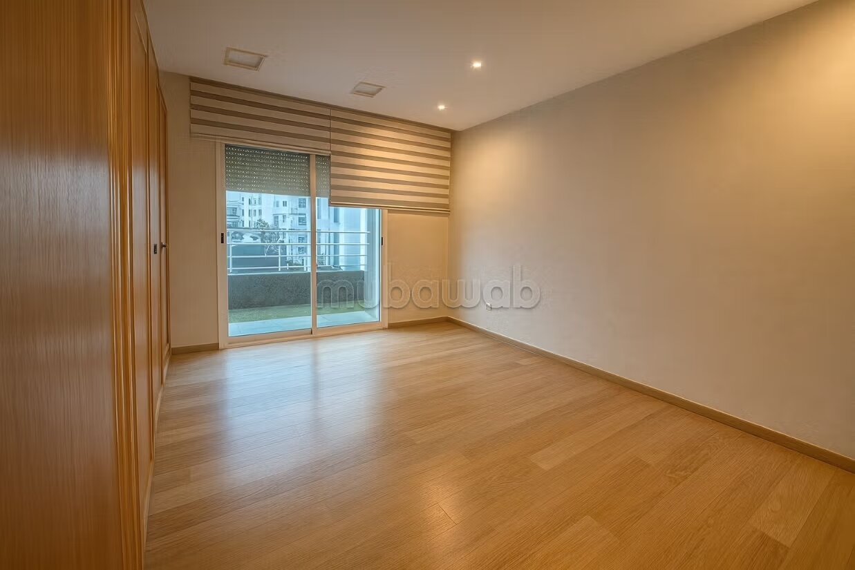 Apartment 163 sqm for sale in Les Hôpitaux, Casablanca — Photo 2