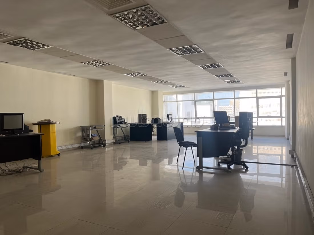 100 m² Office for Sale in City Centre, Casablanca — Photo 12