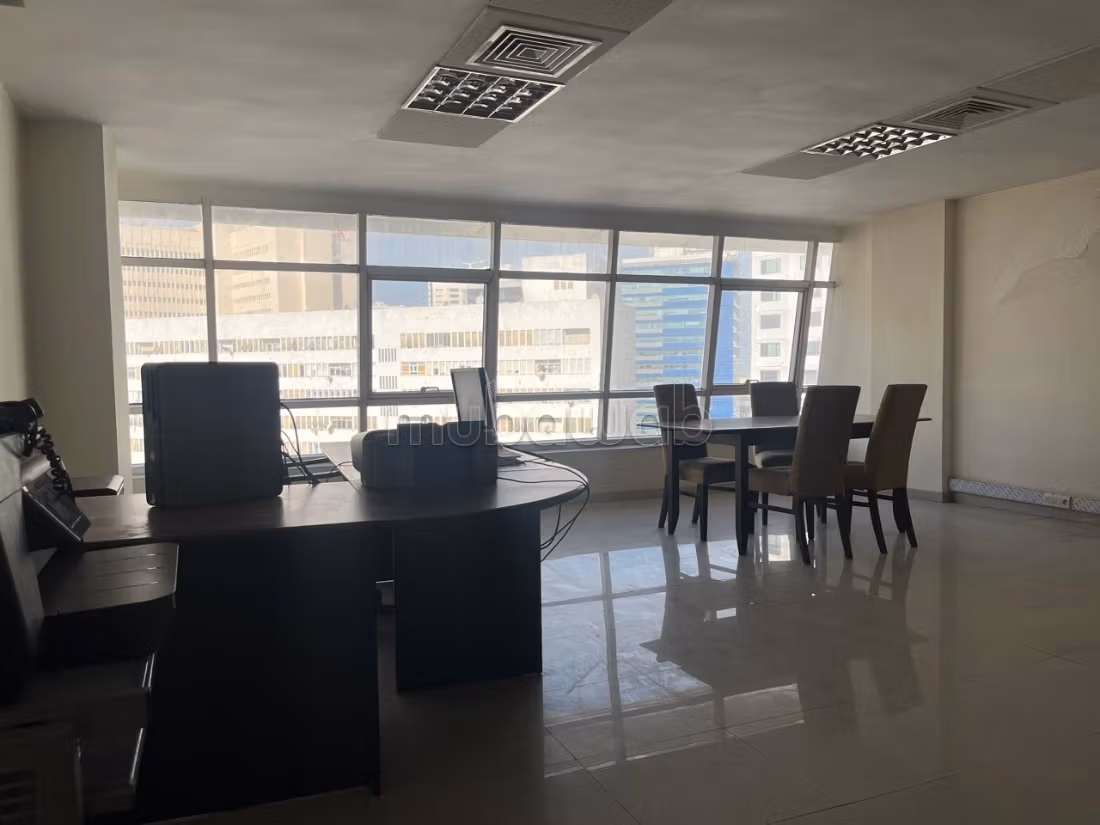 100 m² Office for Sale in City Centre, Casablanca — Photo 14