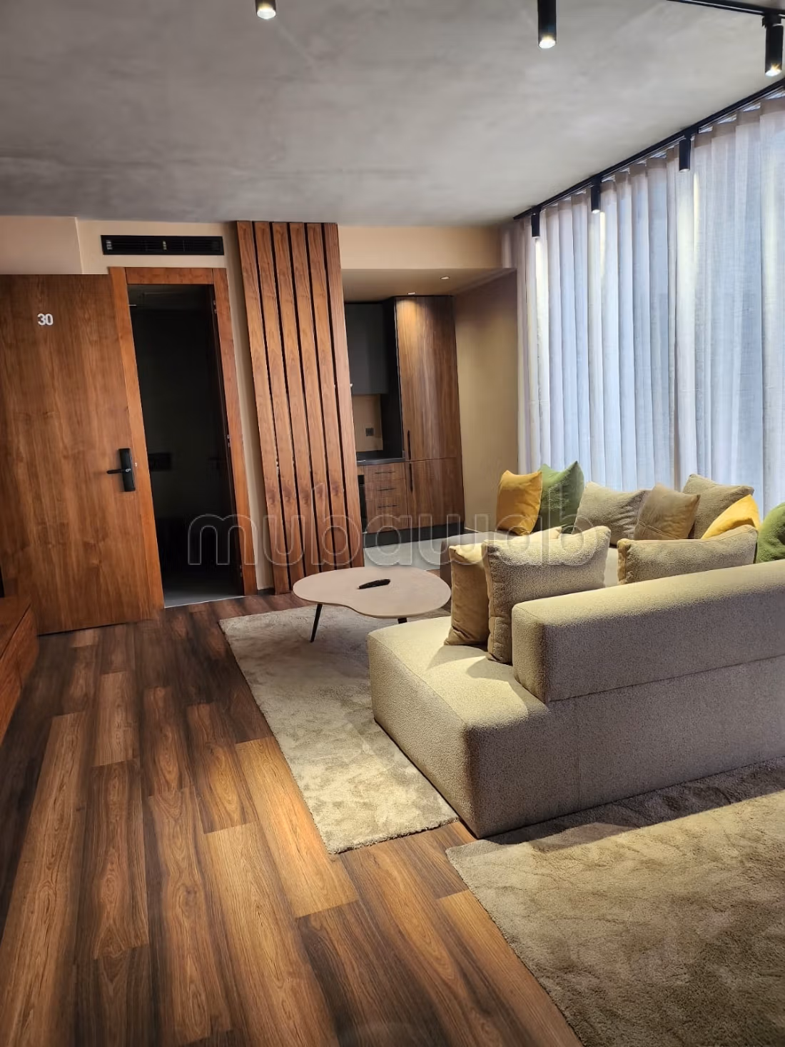 Apartment 89 m² for rent in Casablanca — Photo 2