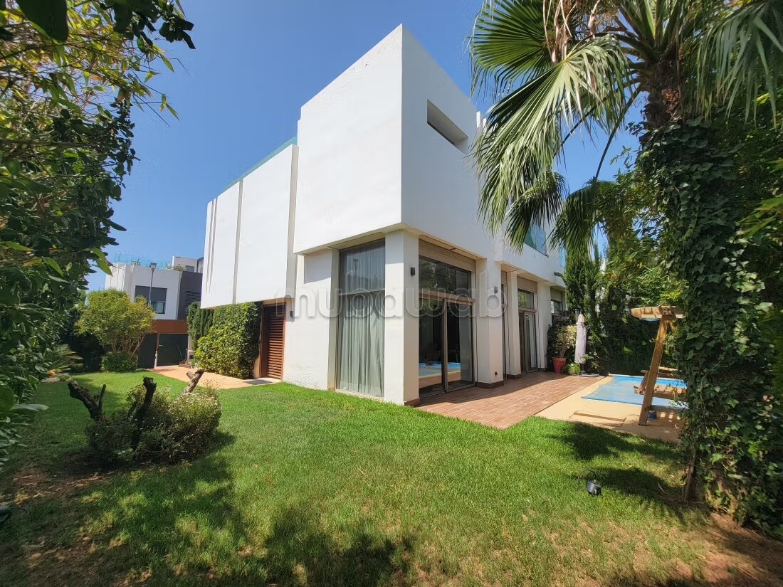 Villa 350 m² à louer à Casablanca (Dar Bouazza) — Photo 11