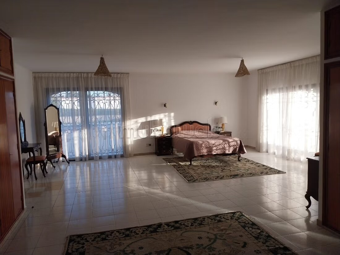 فيلا 935 م² للإيجار في الرباط – حي الرياض — Photo 12