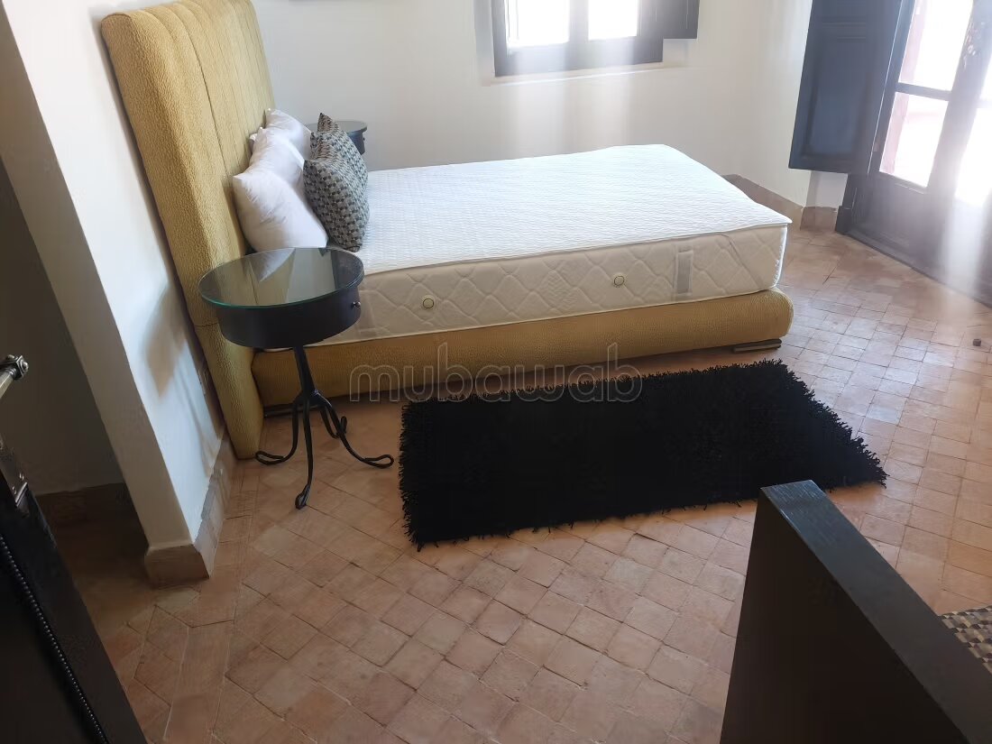 Villa 250 m² for rent in مراكش — Photo 9